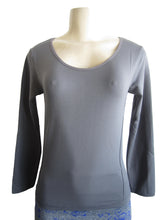 Women Scoop Neck Long Sleeve Top with Fleece (FAB-13638)